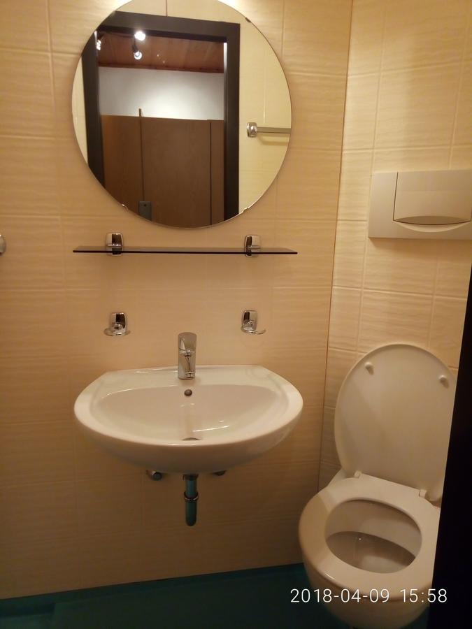Gasthof Mondschein Hotel เมราโน ภายนอก รูปภาพ